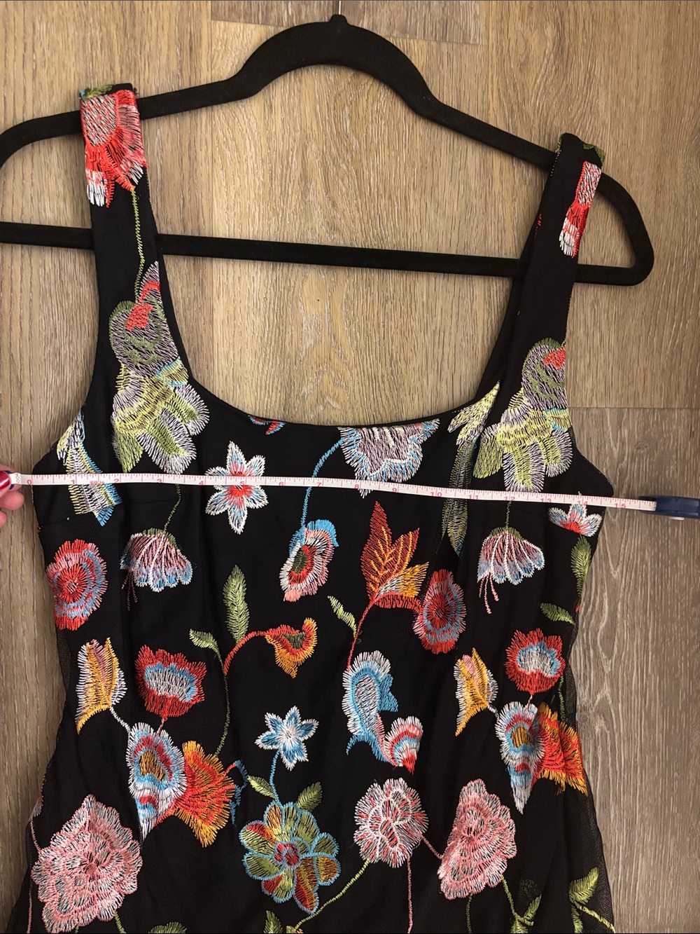 Colorful Embroidered Dress - Picture 5 of 6